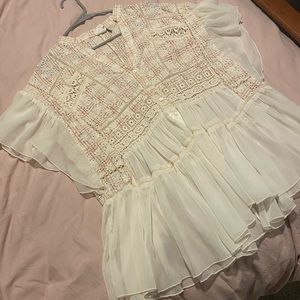 Crochet detailed short sleeve blouse